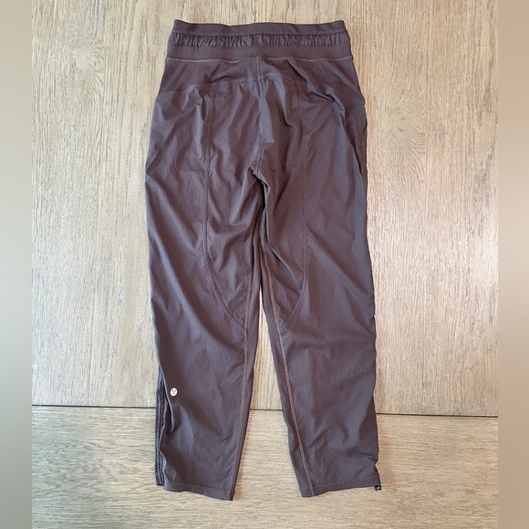 Lululemon Women’s High Rise Ribbed Joggers Size 4 Brown - Picture 7 of 9